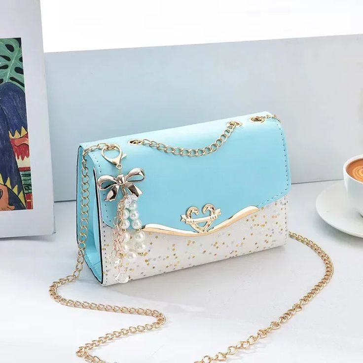 Trendy Fashion Ladies Crossbody Small Square Bag Girls Shoulder Bag.
